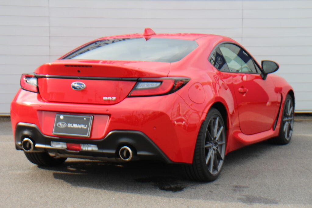イグニッションレッドのSUBARU BRZ入荷しました！ 広島スバル株式会社