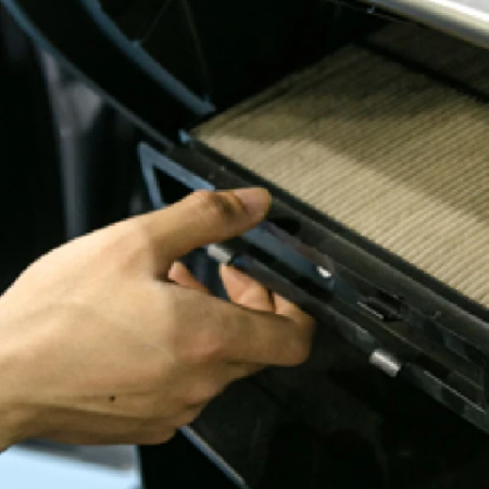 花粉の季節到来！クルマでもできる花粉対策